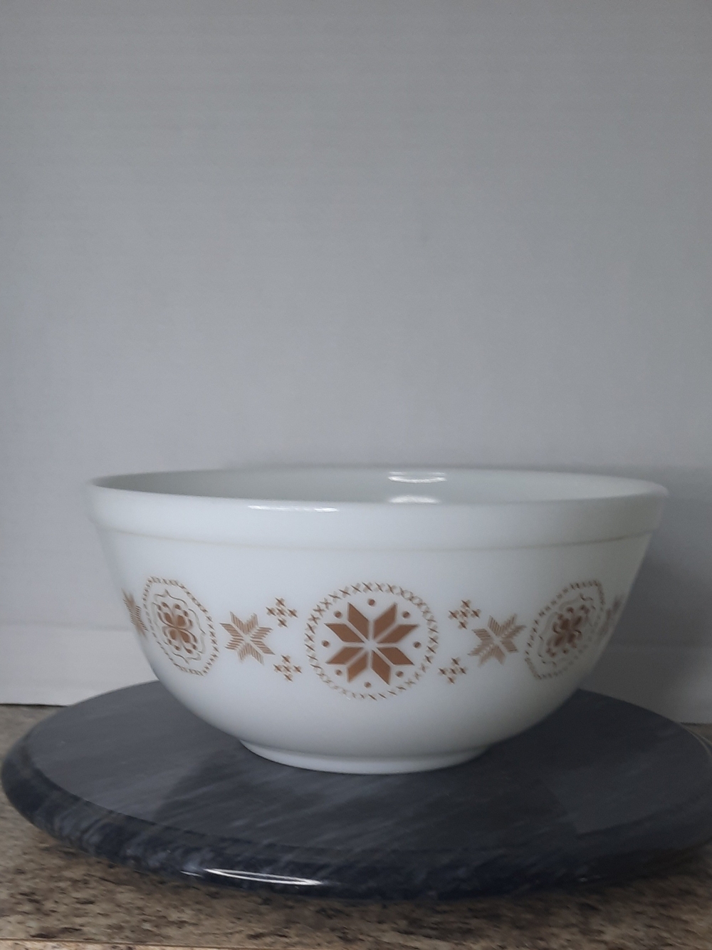 Pyrex White Mixing Bowl with Brown Snowflake Band